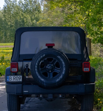 Jeep Wrangler cena 113900 przebieg: 133000, rok produkcji 2017 z Zambrów małe 352